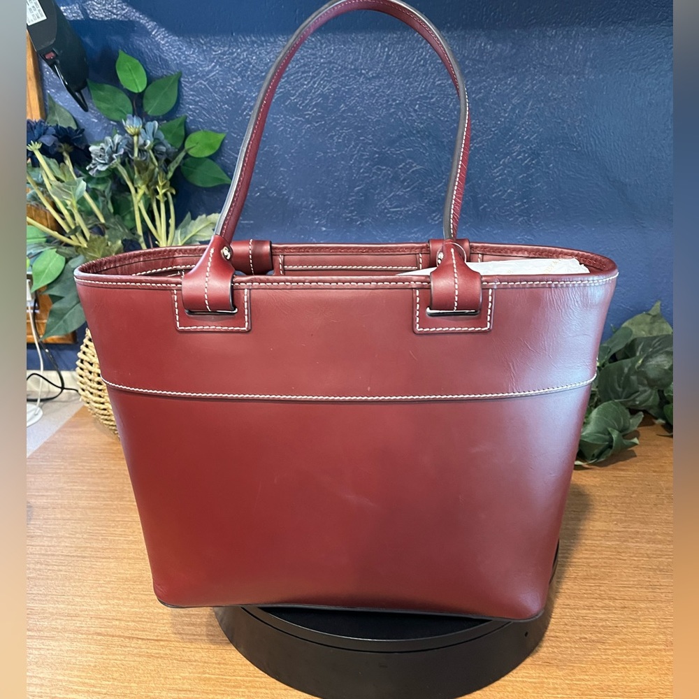 NWT Dooney & Bourke Burgundy Leather Satchel - Picture 4 of 17